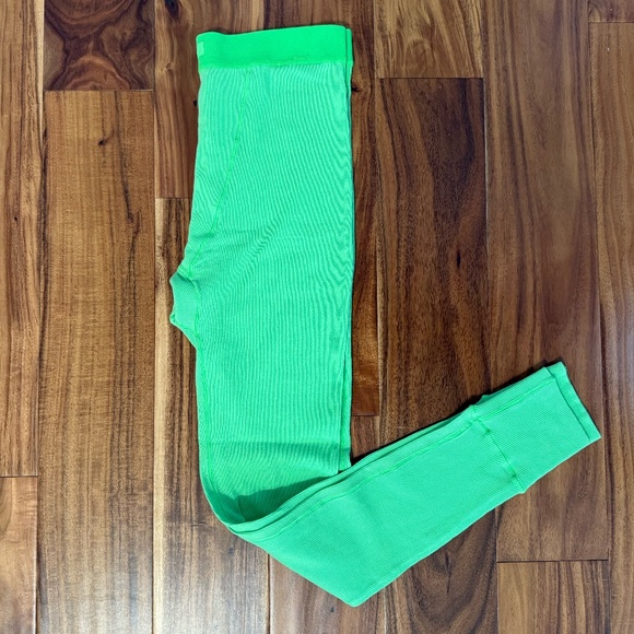 SKIMS cotton rib leggings NEON GREEN size medium - Picture 8 of 10